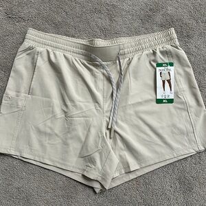 Pacific Trail Ladies' Elastic Waist Band Side Pockets Casual Short XL